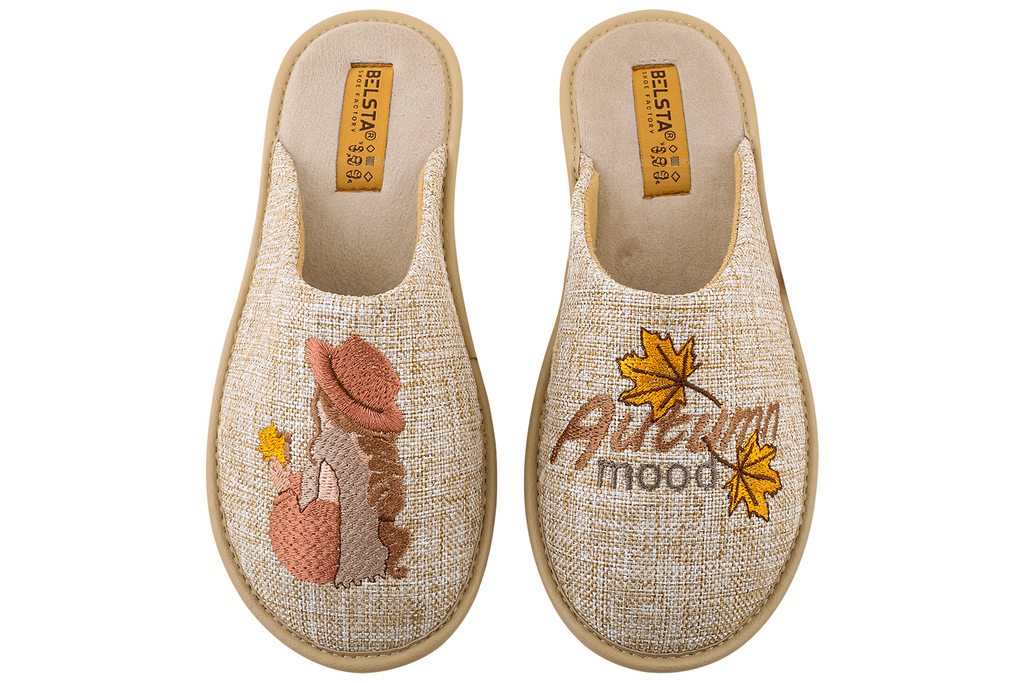Indoor women's closed textile slippers with "Autumn mood" embroidery