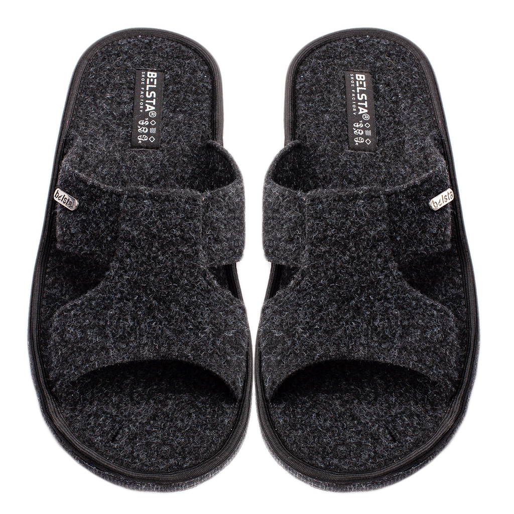 Men's open slippers BELSTA made of dark grey Italian felt, decorated with the factory name