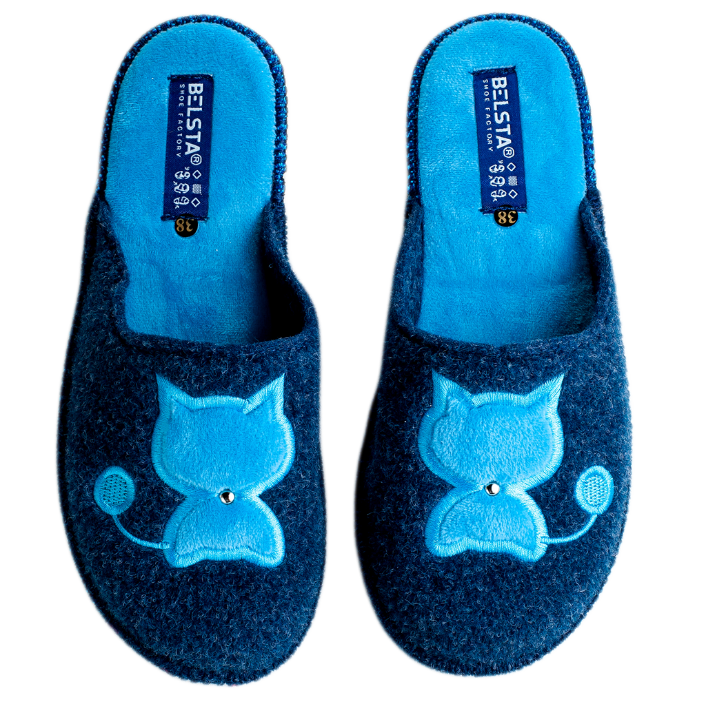 Women's closed slippers BELSTA made of dark blue Italian felt, decorated with cat embroidery